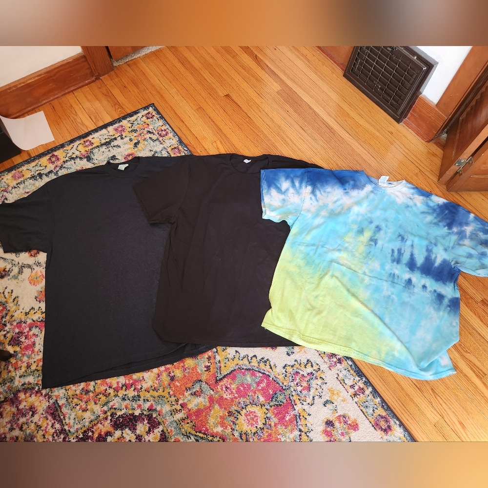 Bundle of 3 unisex tees size 3XL, charcoal, black, and tie-dye